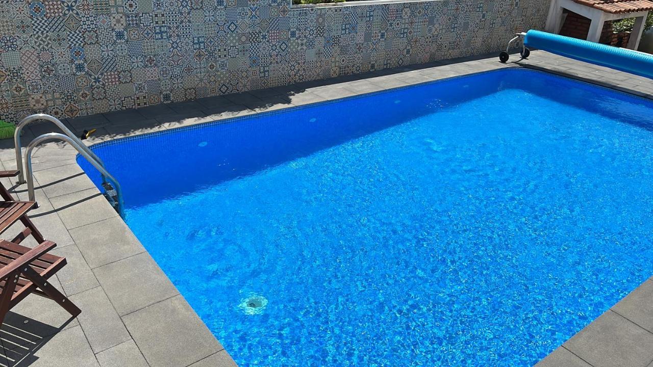 Citrus Tree House, Private Pool And Garden. Holiday home Angeja