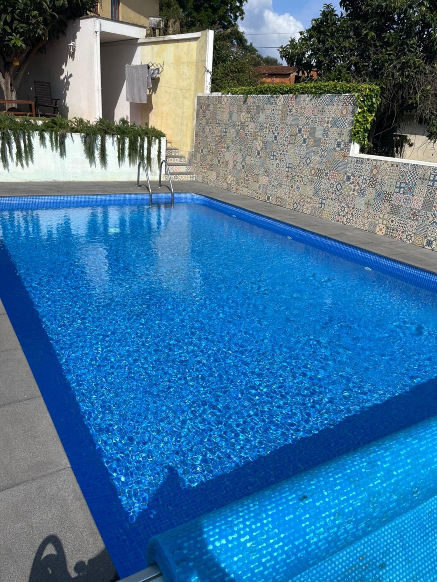 Citrus Tree House, Private Pool And Garden. Holiday home Angeja