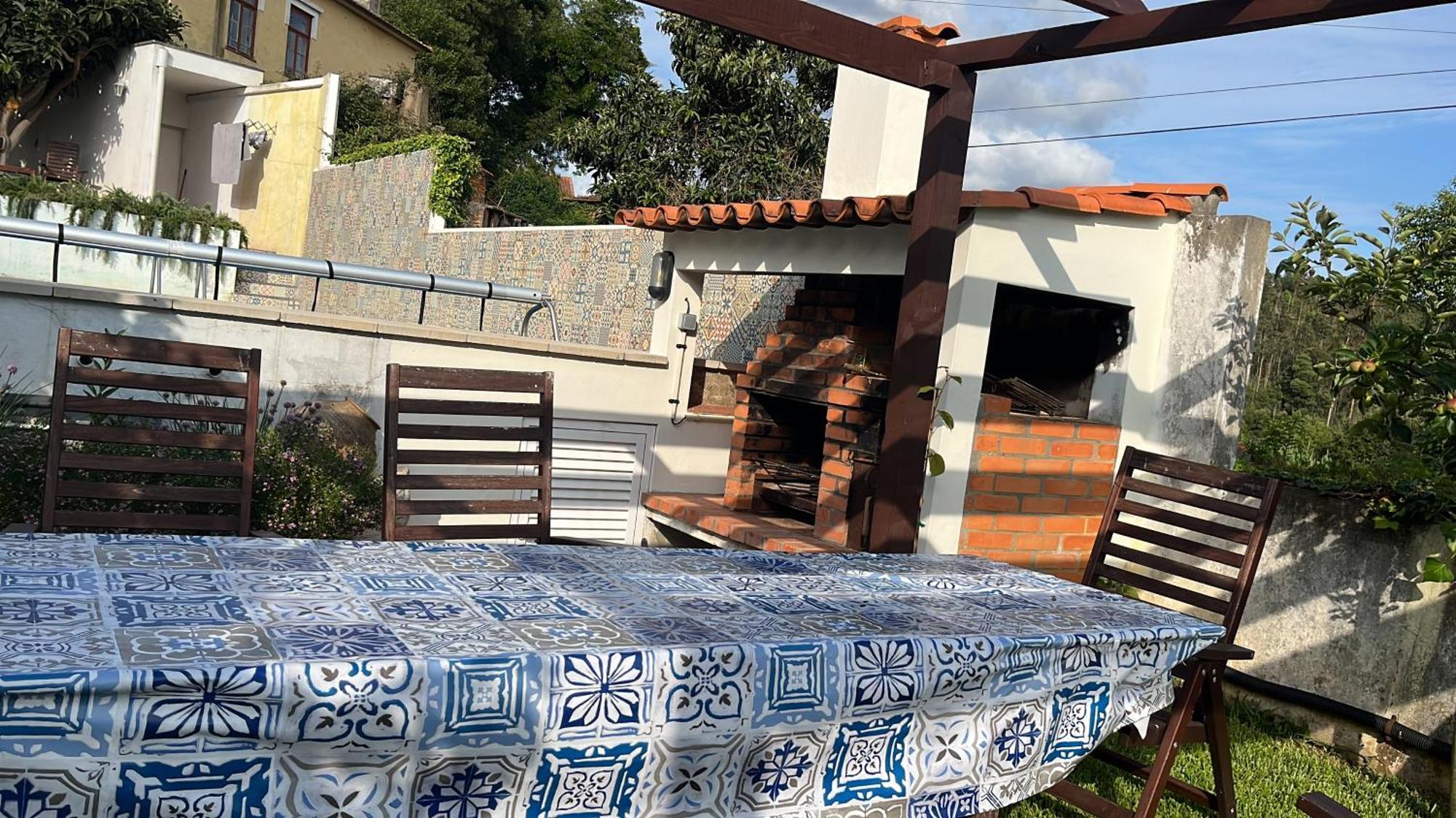 Citrus Tree House, Private Pool And Garden.